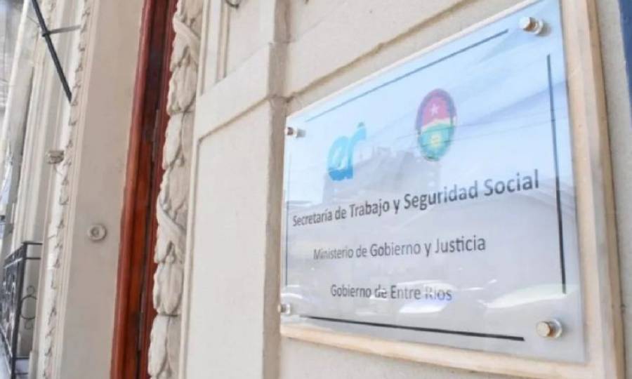 Reunión de trabajo por la emisión de certificados vinculados a licencias